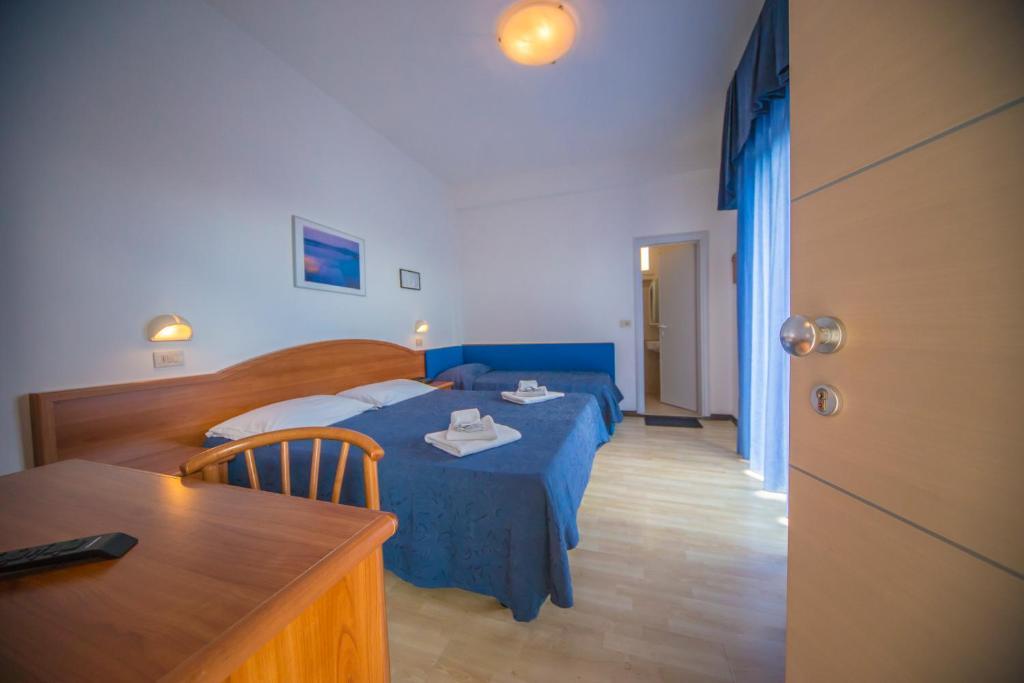 Ciccio Hotel Misano Adriatico Bagian luar foto