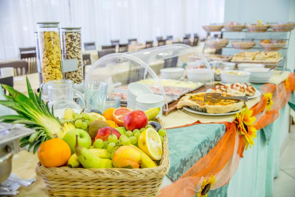 Ciccio Hotel Misano Adriatico Bagian luar foto